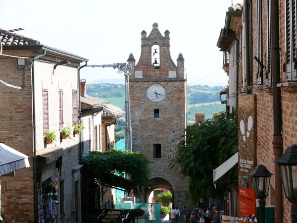 Il castello diGradara e la storia di Paolo e Francesca